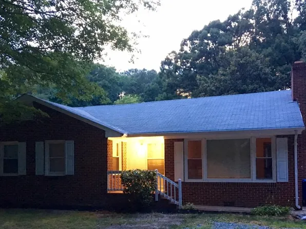 333 Selden Rd, Newport News, VA 23606