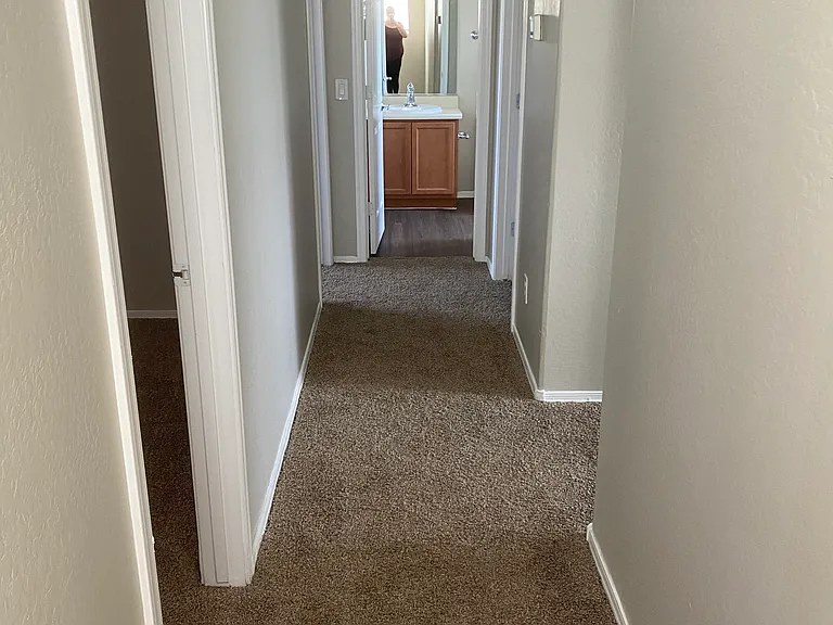 4626 W Lemon Ave — Photo 2
