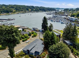 4010 Burnham Dr, Gig Harbor, WA 98332