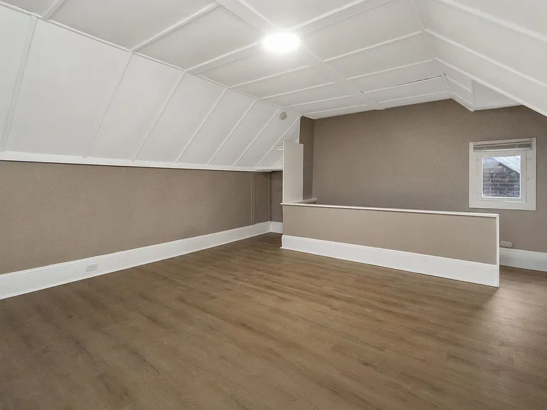 301 W Wilkes Barre St — Photo 22