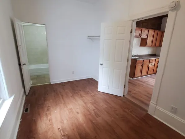1568 W Windlake Ave. - 4 Unit