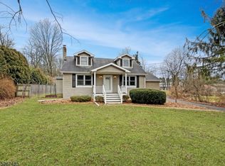 339 Pleasant Grove Rd, Long Valley, NJ 07853