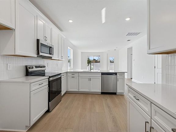 6th image of this home