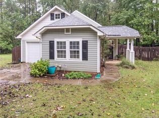 8233 Braids Bend Ct, Charlotte, NC 28269