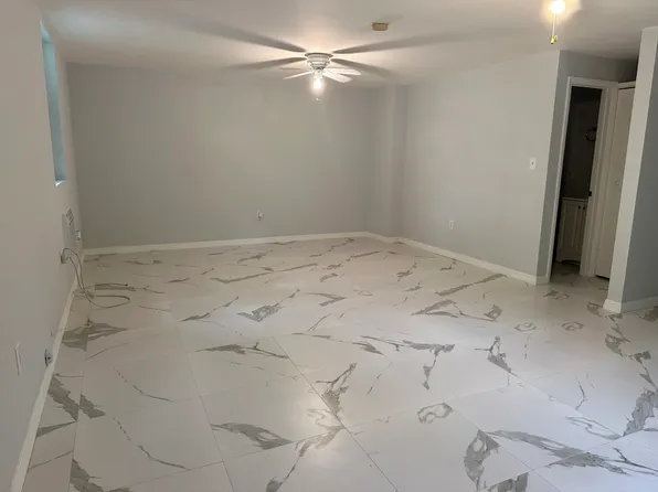 1858 Mayo St, Hollywood, FL 33020