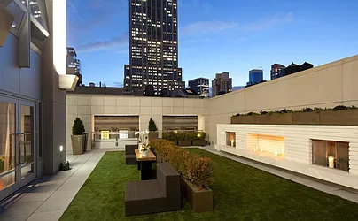 Rented by R New York