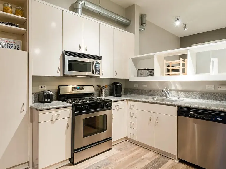 334 Santana Row #249 — Photo 7