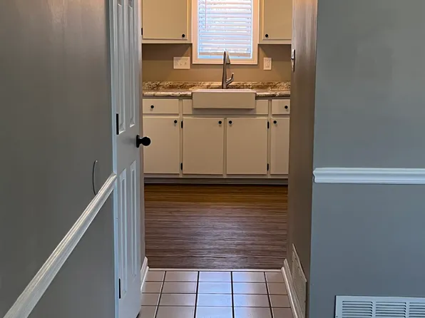 420 Brackinhouse Pl #420, Brownsville, TN 38012