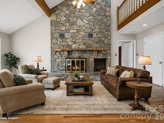 5th image of 16631 Harbor View Rd