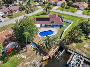 2966 Duke Dr, Gulf Breeze, FL 32563