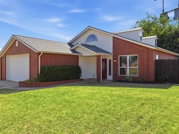 2302 Oakridge Dr, Purcell, OK 73080