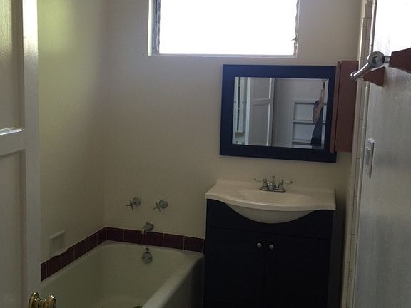 4th image of 28 W Floral Ave