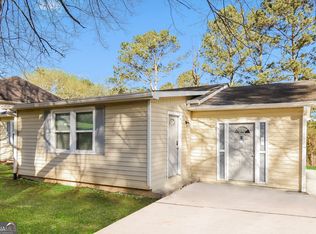 19 Sioux Rd, Cartersville, GA 30121