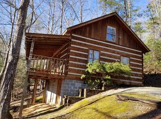 2202 Berry Clark Dr, Gatlinburg, TN 37738