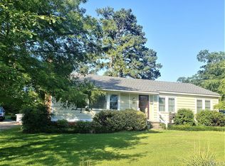 909 Winwood Dr, Windsor, NC 27983