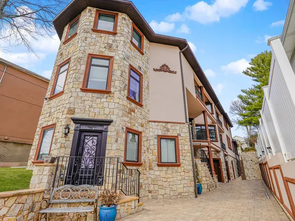 6233 Amboy Road 1 image 1 of 52