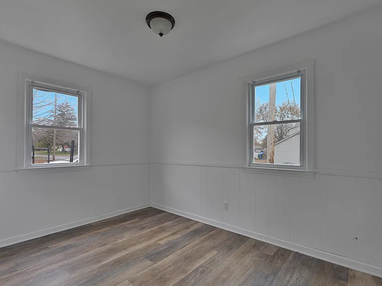 98 N Navarre Ave — Photo 15