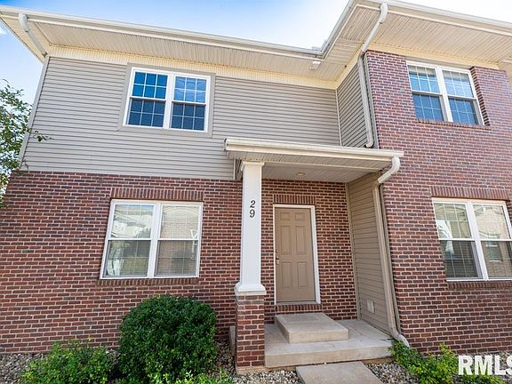 2nd image of 11217 Oakwood Dr Unit 29