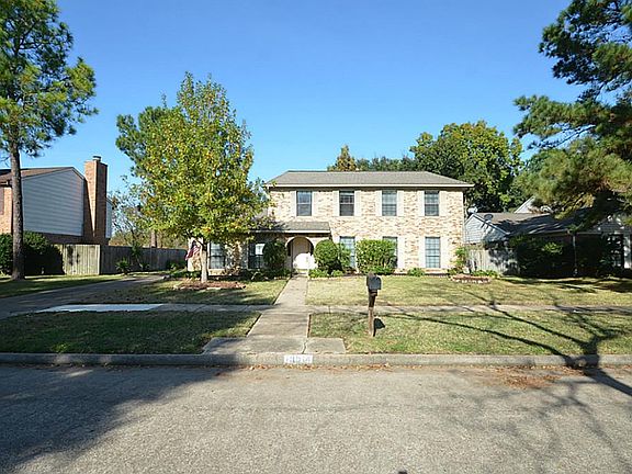 2nd image of 15514 Windy Cove Dr