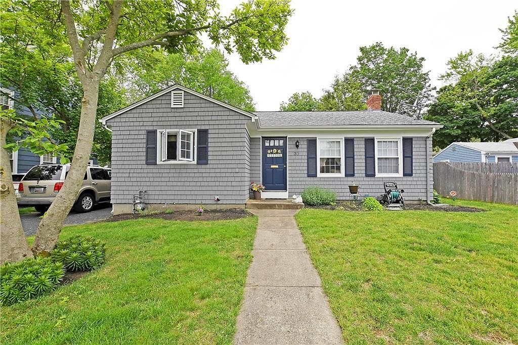 30 Barney St, Rumford, RI 02916 Zillow