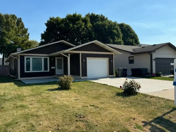 (undisclosed Address), Elgin, IL 60123