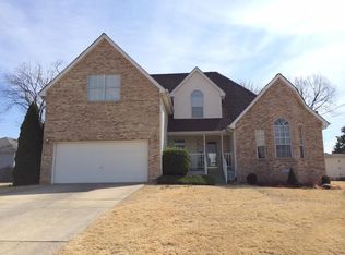 303 Laurel Cv, La Vergne, TN 37086