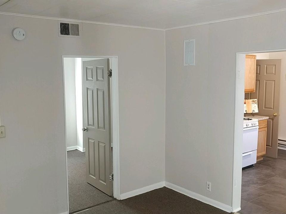 1st image of 209 N 29th Ave W #2