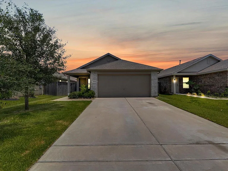7814 Switchgrass Creek Dr — Photo 5