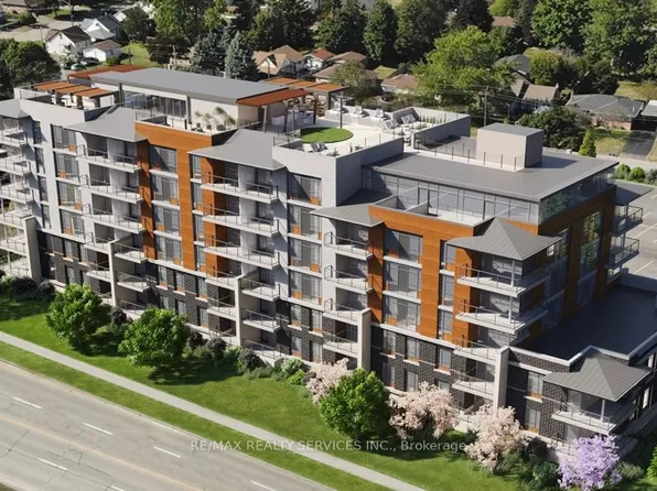 34 Norman St #213, Brantford, ON N3R 2Y1