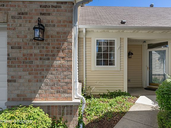 3rd image of 246 Enfield Ln