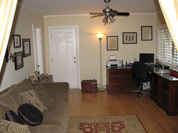 Study / bonus room