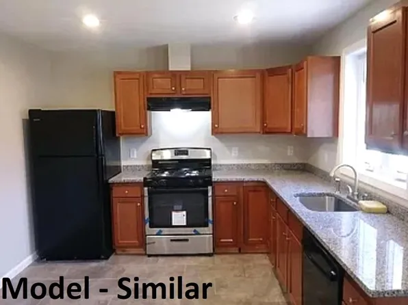 4033-4035 Church St #2, Palmer, MA 01069