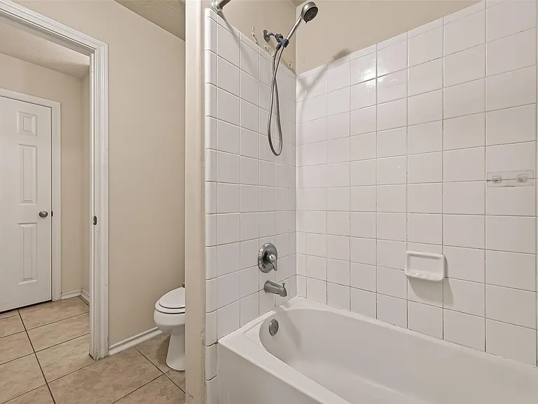5006 Juniper Walk Ln — Photo 31