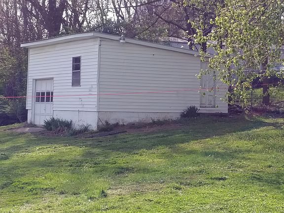 5th image of 417 Hickory Dr