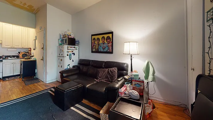 Rented by Bond New York | media 15