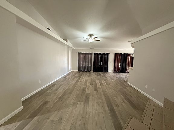 3rd image of 5647 Lighthouse Ln