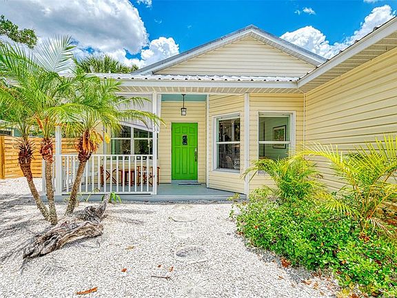 4th image of 5253 Avenida Del Mare