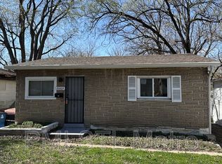 10437 Lord Dr, Saint Louis, MO 63136