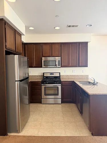 1520 Santa Carolina Rd #6 Photo 1