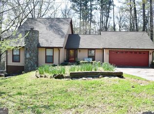 3959 Cotswold Dr, Lilburn, GA