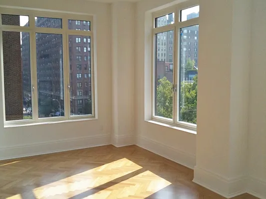 Sold by Sotheby's International Realty | media 2
