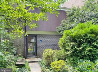 1781 Wainwright Dr, Reston, VA 20190