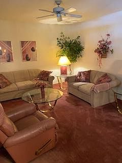 4th image of 8104 Southpark Ct