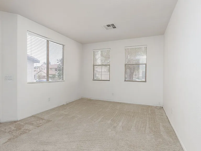 787 Rise Canyon Dr — Photo 3