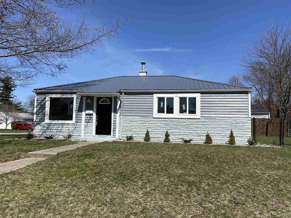 1st image of 805 Lancaster Dr