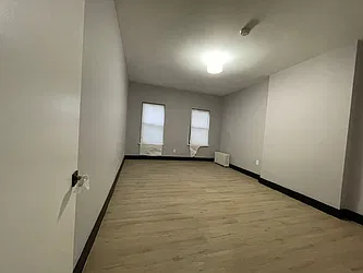 17 Belmont Avenue, #2