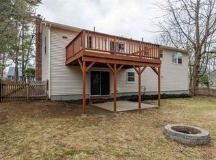 3 Sycamore Ln, Nashua, NH 03063