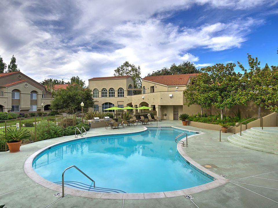 eaves Thousand Oaks
