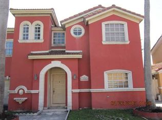 1065 NW 126th Ct, Miami, FL 33182