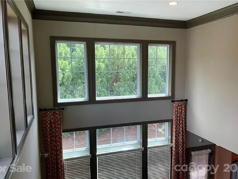 15124 Sapphire Hill Ln — Photo 15